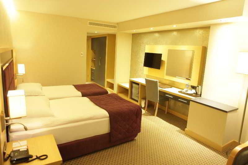 โรงแรมซิริน พาร์ค อาดานา ภายนอก รูปภาพ